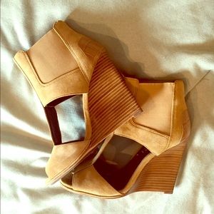 BCBG MAX AZRIA Suede Wedge Sandals